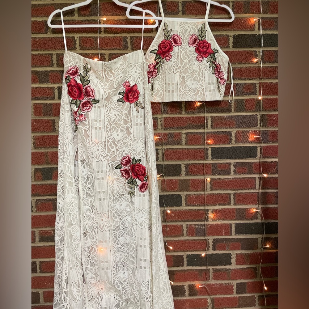 Lulu’s 2pc Set Maxi Skirt & Crop Top M